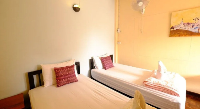 P.L.P Guesthouse - Mae Hong Son