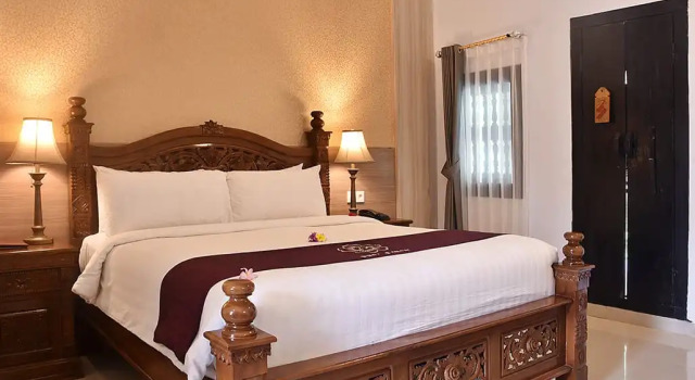 Номер Deluxe Puri Saron Senggigi Hotel