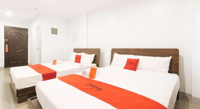 Семейный номер Standard RedDoorz near Zobel Roxas St