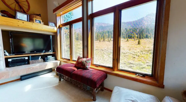 Snowcreek V 760 Pet-Friendly, Amazing Mountain Views, Private 2 Car Garage, Washer Dryer by RedAwning, Réserver Appartement Mammoth Lakes Mammoth