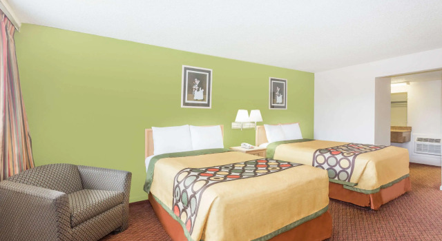 Четырёхместный номер Standard Knights Inn Statesboro