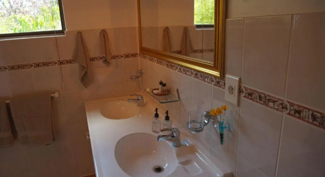 Апартаменты Easy Five Guest House
