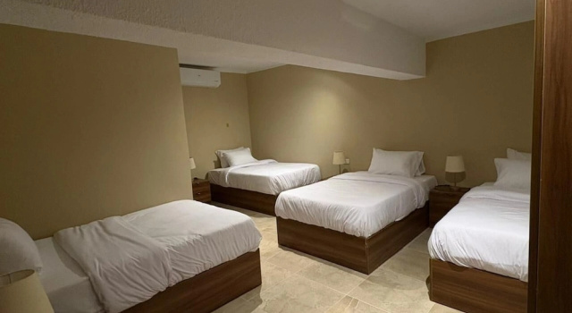 Standaard Vierpersoonskamer The Fit Stop Hostel
