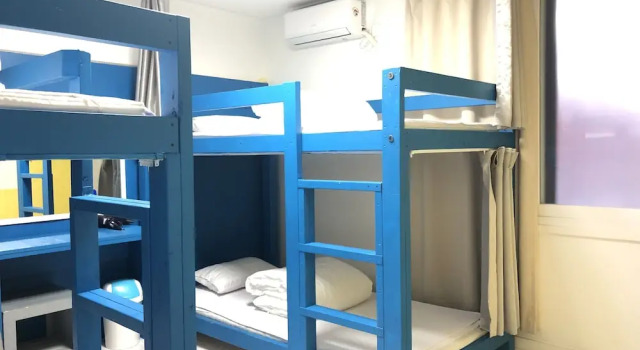 Кровать в общем номере (мужской номер) Slow Citi Guest House -슬로시티게스트하우스