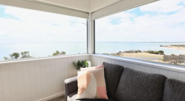 Номер Superior Sea Vu Caravan Park