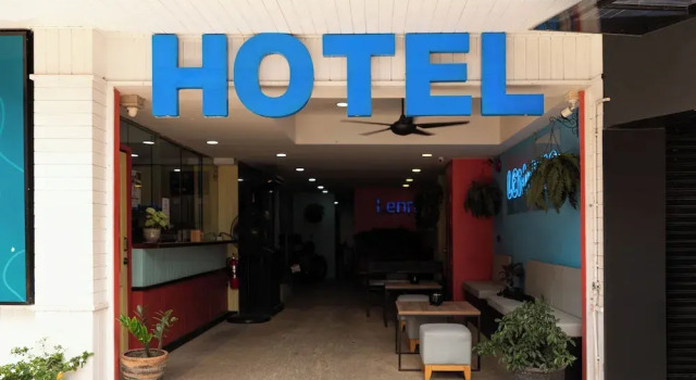 Lenny's Hotels