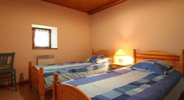 Gite Lapte, 4 pièces, 6 personnes - FR-1-582-147, Buchen Sie Hotel Lapte Auvergne