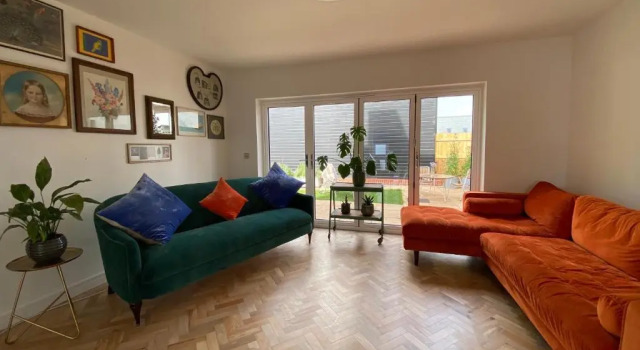 Коттедж 5 bedroom modern home, Totnes - 10 guests, 7 day minimum booking