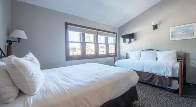 Номер Economy Elk Mountain Lodge