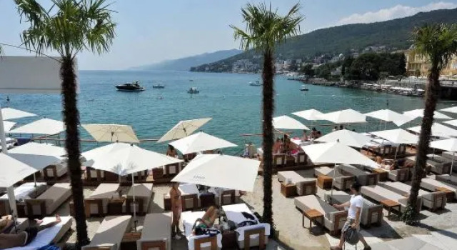 Apartment Ivano Ičići, Забронировать Апартаменты/квартира Отели Opatija Riviera с парковкой, Парковка