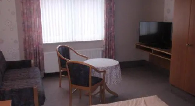 Landhotel Weining, Prenota Hotel Schluechtern 