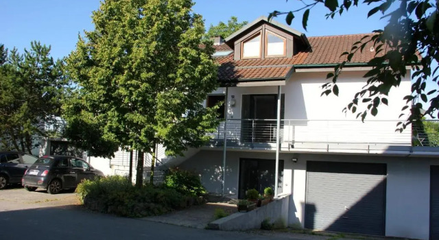 Ferienwohnung Blütenweg Kluftern, Reserva ahora Hotel Hoteles en Baden-Wurtemberg con aparcamiento, Aparcamiento