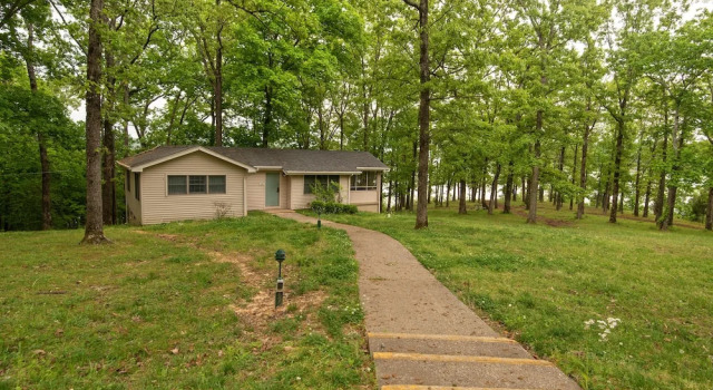 Шестиместный коттедж с 2 комнатами Kenlake State Resort Park