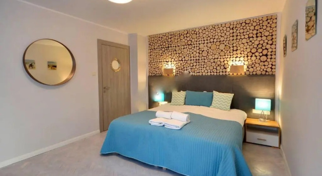 Beach House Przy Plazy, Varaa Hotelli Karlikowo 