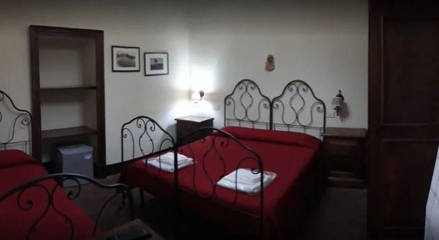 Il Casale dell'Etna, Rezervați Hotel Hoteluri în Paterno cu parcare, Parcare