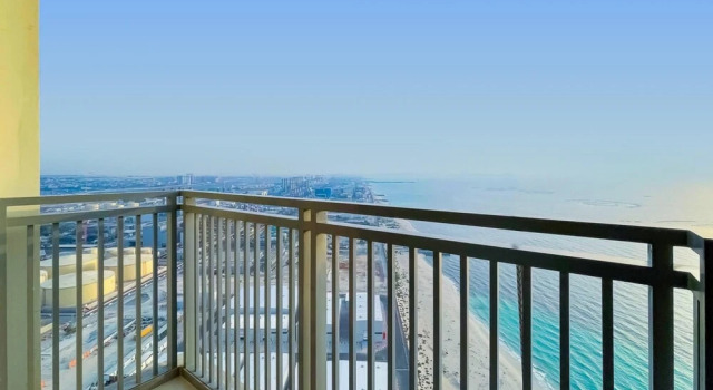 Lovely 2BR APT Amazing Sea View, Забронировать Отель Отели Эмирата Дубая с парковкой, рядом с Jumeirah Beach Residence Tram Station 2, Парковка