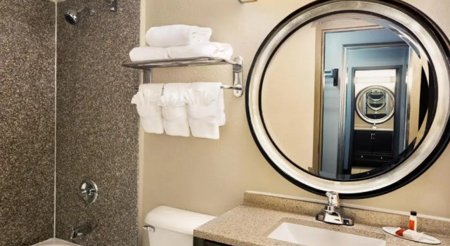 Номер Standard Quality Inn Little Rock on I-30 Near Littlerock airport
