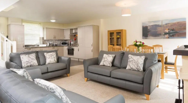Апартаменты Waterfoot Park