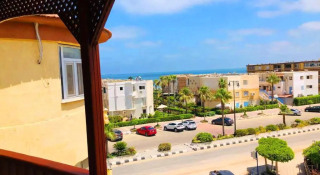 Апартаменты Maamoura Beach apartment