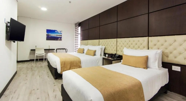 Номер Standard Hotel American Visa Tower