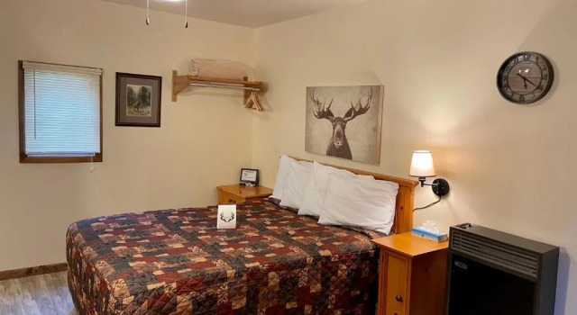Бунгало Deluxe Whitetail Creek Camping Resort