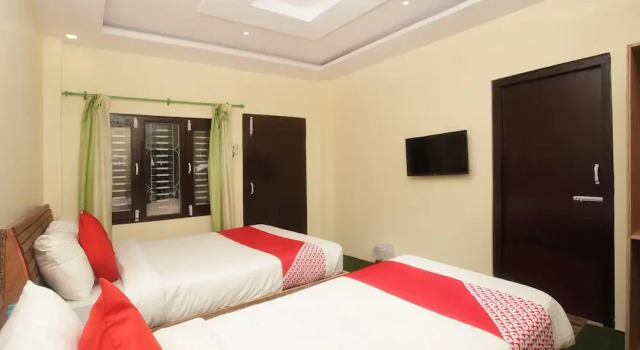 Oyo 643 Samarth Bardiya Adventure Resort