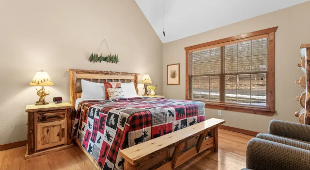 Sbl51 The Hunt Cabin At Stonebridge 2 Bedroom Cabin, Prenota Casa vacanze Branson West 