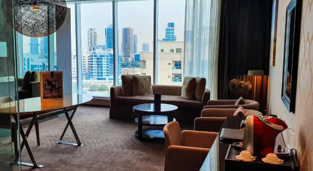 Двухместный люкс Executive The Canvas Dubai - MGallery Hotel Collection