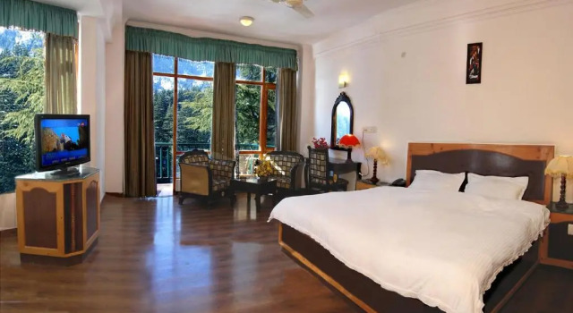 Двухместный номер Deluxe с балконом Lords Residency