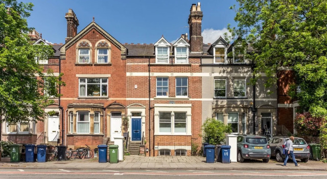 Beautiful 2-bedroom Flat in a Victorian House, Boek Hotel Hotels in Cambridge met parkeren, Parkeren