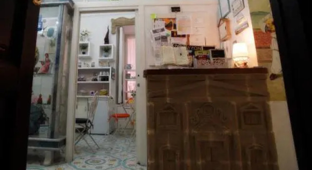 Le Vie Di Napoli B&B, Забронировать Отель Неаполь - исторический центр Неаполь, рядом с Ospedale degli Incurabili
