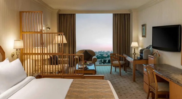 Клубный номер Deluxe Sheraton Kuwait, a Luxury Collection Hotel, Kuwait City