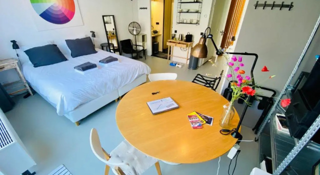 Comfortable private patio room