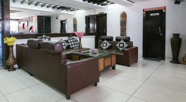 Collection O 18495 Hotel Blues Shivalik, Rezerwuj Hotel Hotele w Ranchi z parkingiem, Parking