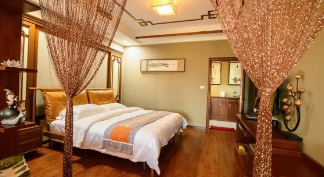 Люкс с видом на озеро Wanghu No.1 Homestay