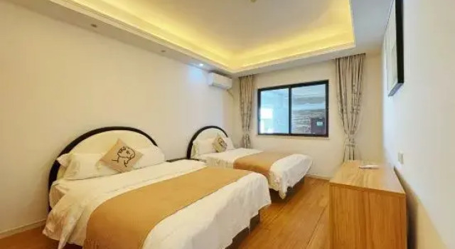 Люкс с 5 комнатами с красивым видом из окна Time Island Sea View Apartment (Huizhou Huidong Shili Silver)