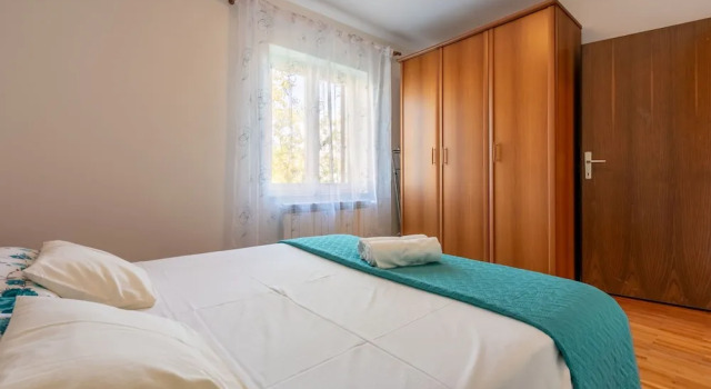 House Vicky, Book Vacation Home Hotels in Kvarner with Parking, Parking