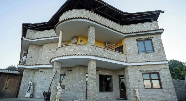 Agriturismoiltratturo, Book Bed and Breakfast Hoteller i Vasto med pool, Swimmingpool