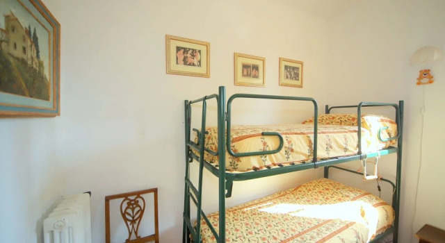 Vintage Holiday Home in Culla With Swimming Pool