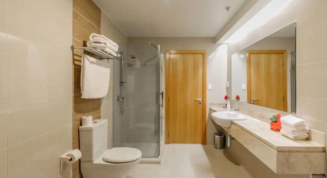Трёхместный семейный номер Standard Boulevard Hotel