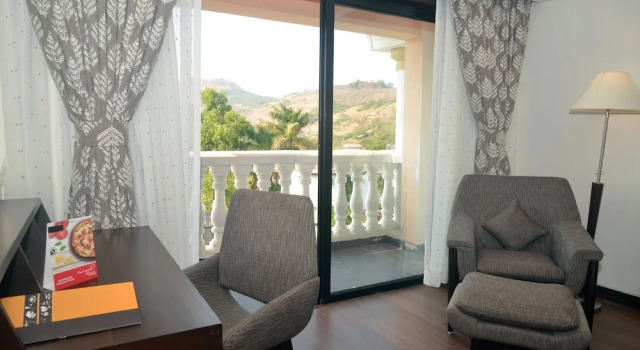 Номер Executive The Lagoona Resort