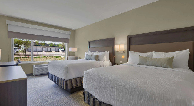 Четырёхместный номер Standard Best Western Plus Fillmore Inn & Suites