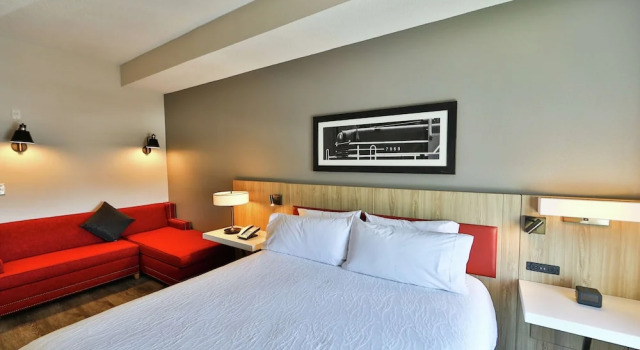 Двухместный номер Oversized Hilton Garden Inn Savannah Historic District