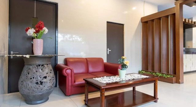 OYO 996 Hotel Transit