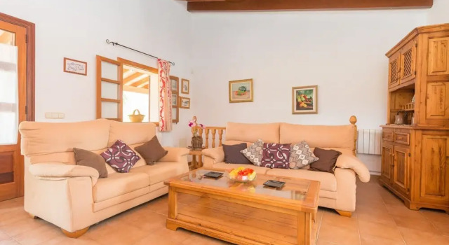 Can Dato in Inca With 2 Bedrooms and 2 Bathrooms