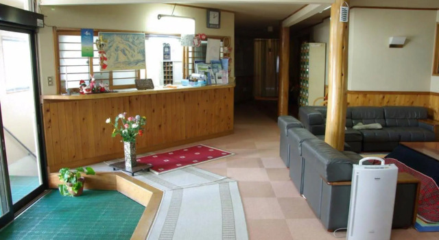 Hakuba Ski-Kan, Prenota Hotel Hotel a Koshinetsu con parcheggio, Parcheggio