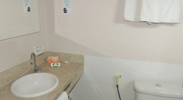Четырёхместный номер Standard Hotel Água Viva - Cachoeira Paulista - SP - Próximo a Canção Nova