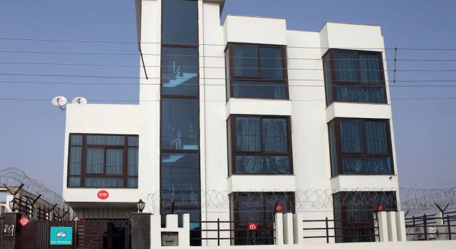 OYO Rooms Cyber Park II, Забронировать Отель Гургаон 