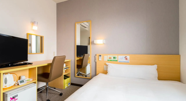 Super Hotel Yokkaichi/Along National Highway 1 (Kokudo Ichigou-Zoi)