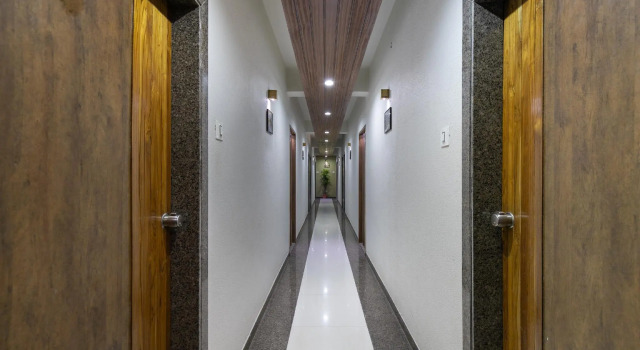 Collection O 79275 Hotel Neelkanth Bliss, Boek Hotel Hotels in Gujarat met ontbijt, Ontbijt